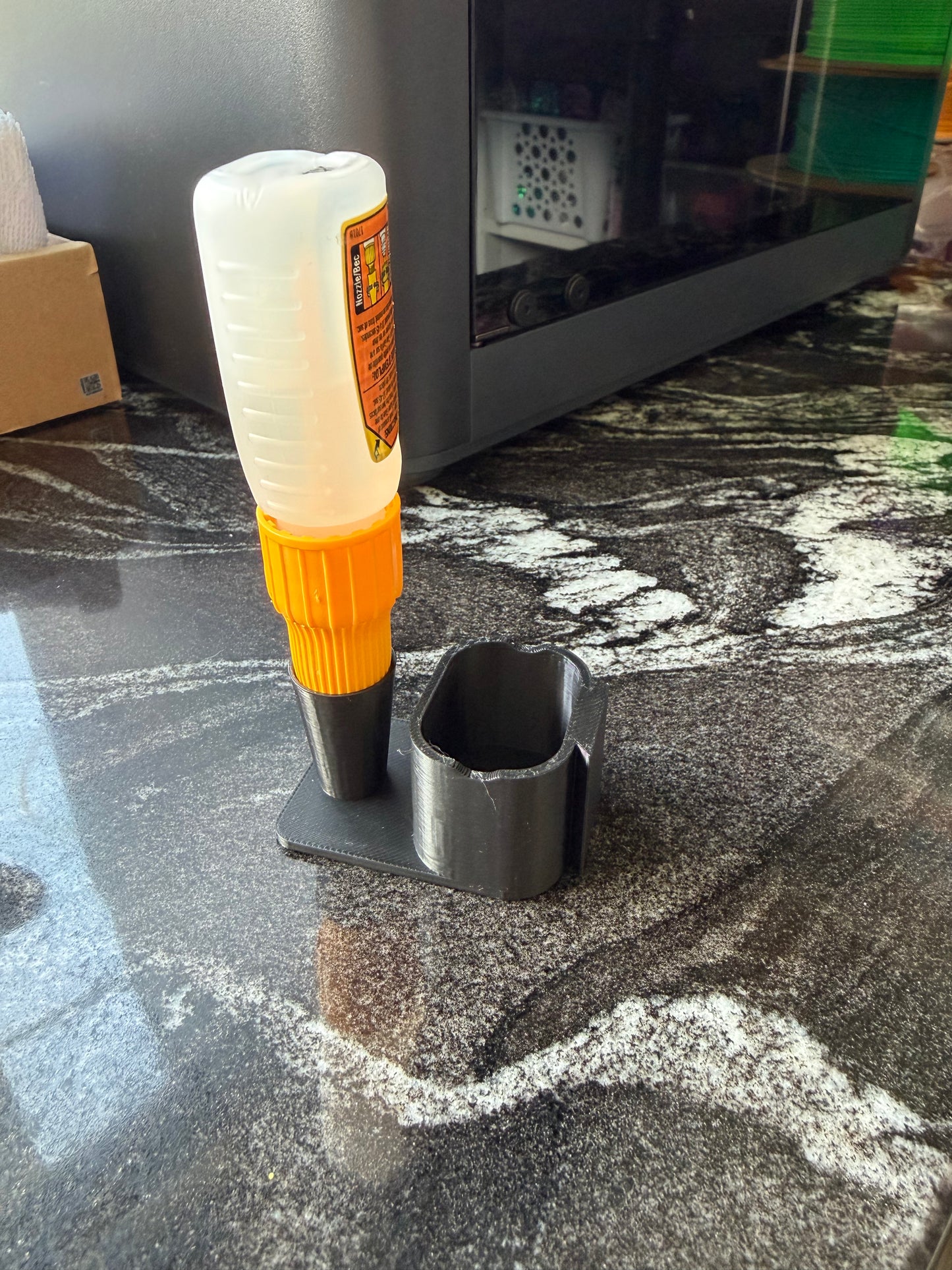 Glue holder