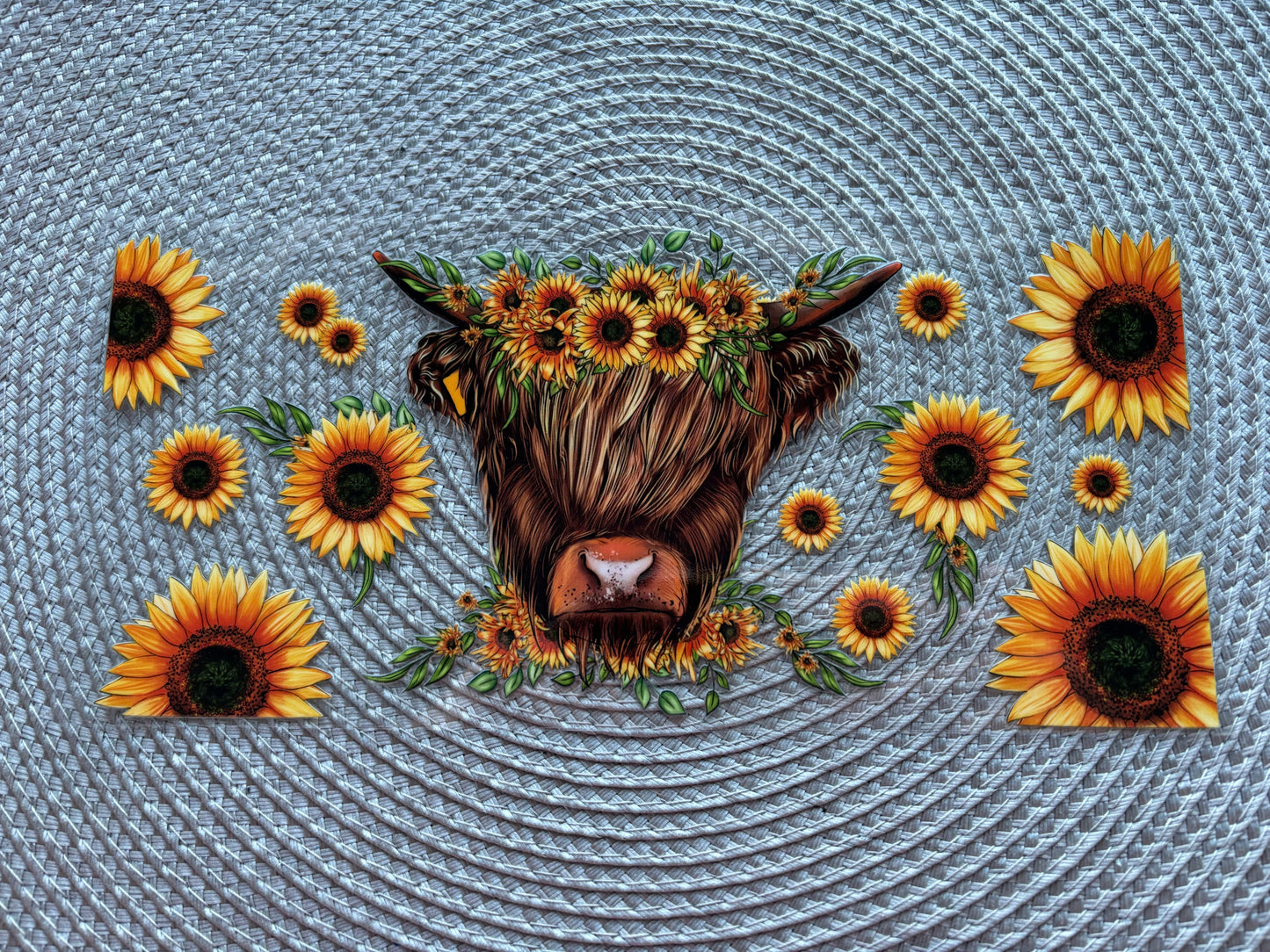 Sunflower highland cow | UV DTF glass can wrap