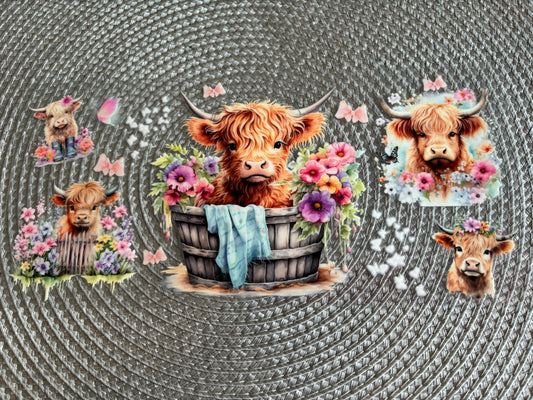 Floral highland cow |UV DTF 16oz glass can wrap